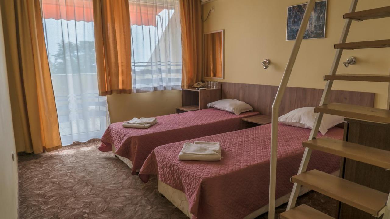 Park Hotel Persey Várna Kültér fotó